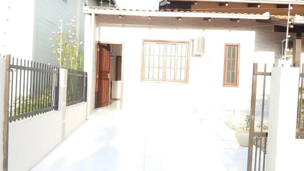 Espaco Elza Izabel Piçarras Exterior foto